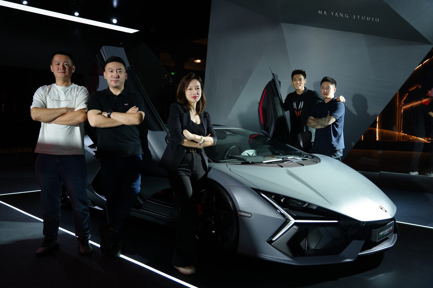 Lamborghini Revuelto on display with the project team at Mr. Yang Studio