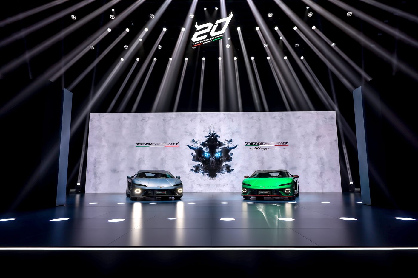 Lamborghini Temerario and Temerario Alleggerita on stage at the China launch